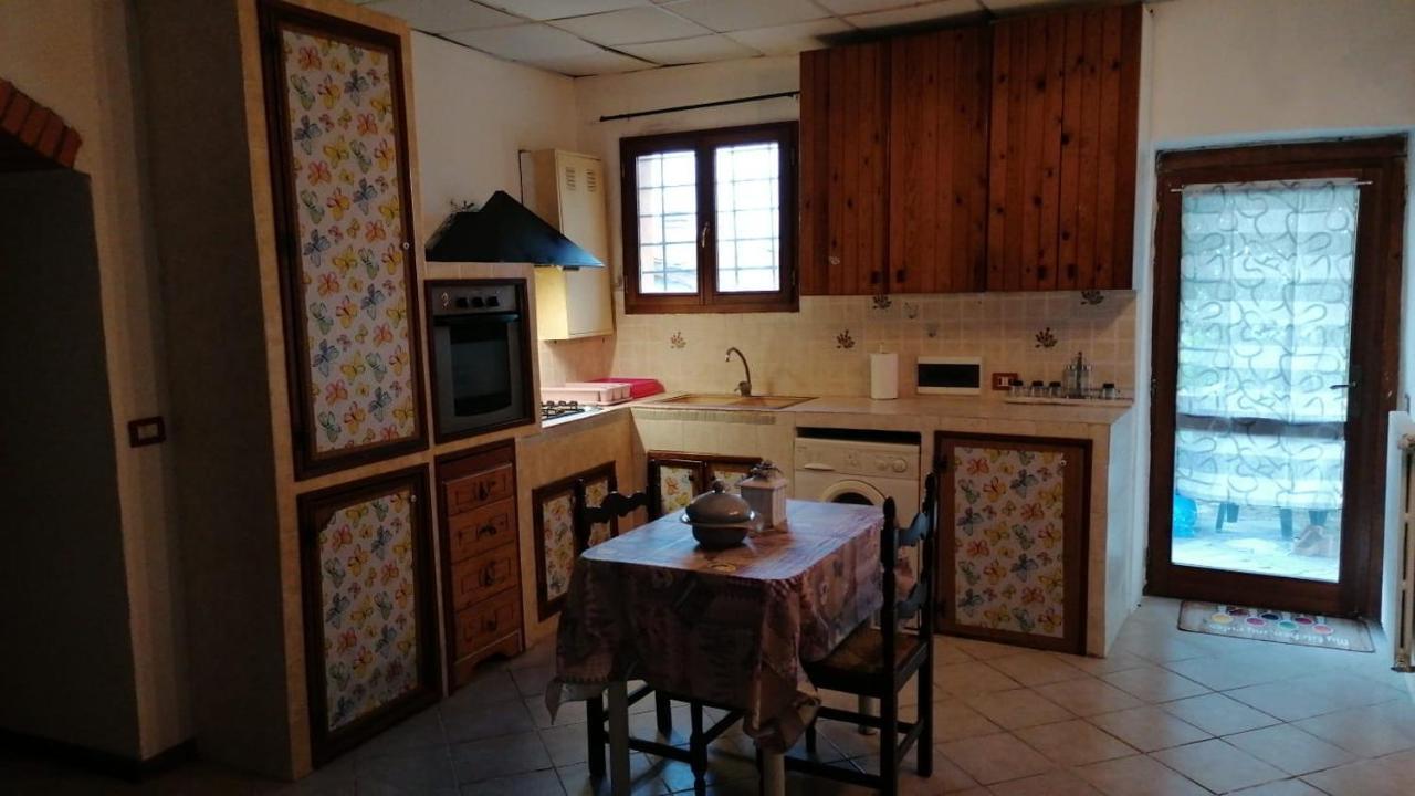 Casetta Nel Podere Di Massi บาร์เบริโน ดิ มูเจลโล ภายนอก รูปภาพ